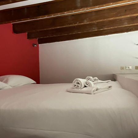 Appartamento Milano Navigli - Affitti Brevi Italia Екстериор снимка